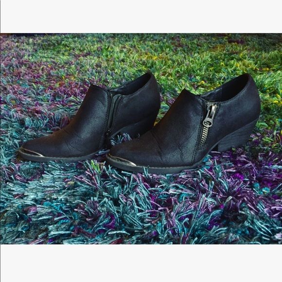 Very Volatile Sabrina western black zip booties 6 - Picture 5 of 7